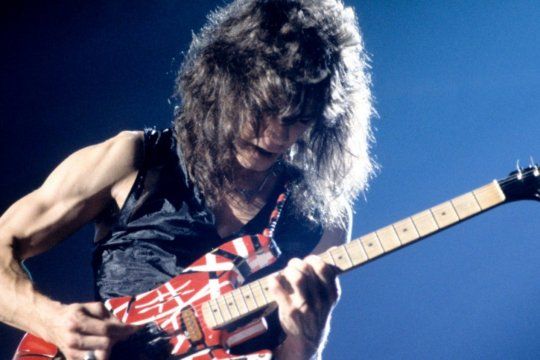 el guitarrista Eddie Van Halen falleció el martes, a los 65 años. 