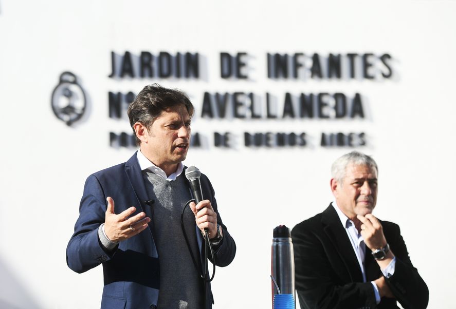 Axel Kicillof participó de la inauguración de dos jardines en Avellaneda.