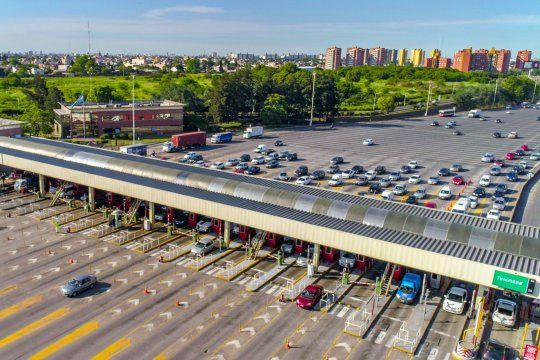 vuelven a aumentar los peajes y un sector pone el grito en el cielo