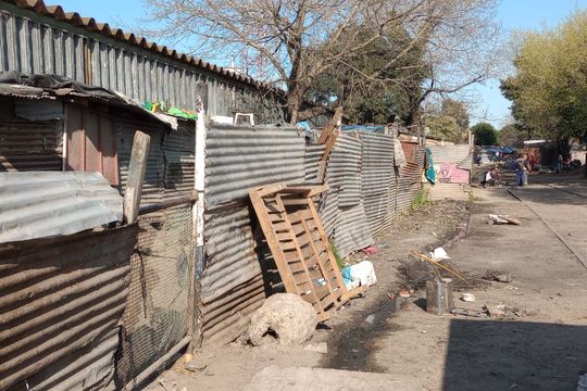 De un asentamiento en las vías del tren al Barrio Nuevo: así comenzó la mudanza de las primeras familias.