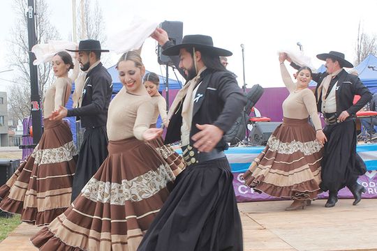 san isidro celebrara el dia de la primavera con encuentro de folklore al aire libre