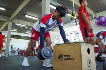 Arzamendia otra vez se va a la selección paraguaya.