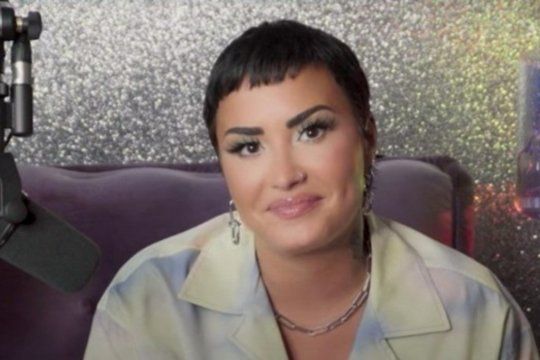 Demi Lovato contó que sus pronombres son They/them, un equivalente al elle en Argentina. 