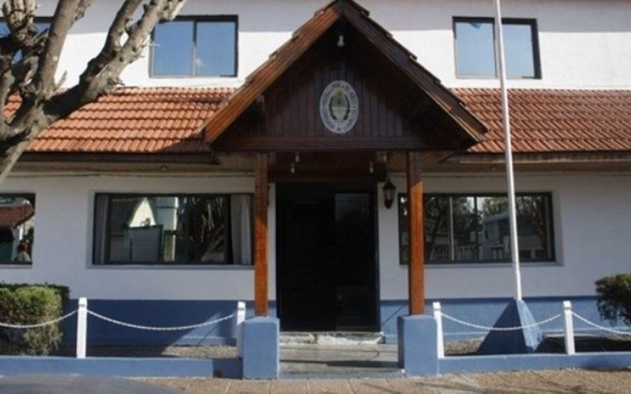 Lavallol: desafectan a un comisario y un oficial de la Bonaerense acusados de “dormir” causas judiciales
