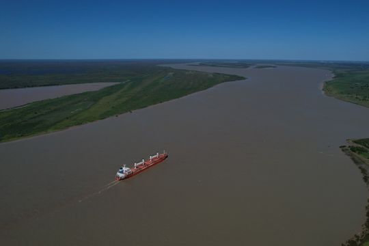 cecilio salazar sobre la contaminacion del rio parana: seria insensato adjudicar la responsabilidad a un intendente