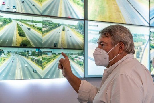 El ministro de Transporte bonaerense, Jorge DOnofrio, visitó las instalaciones de AUBASA en la Autopista Buenos Aires - La Plata.