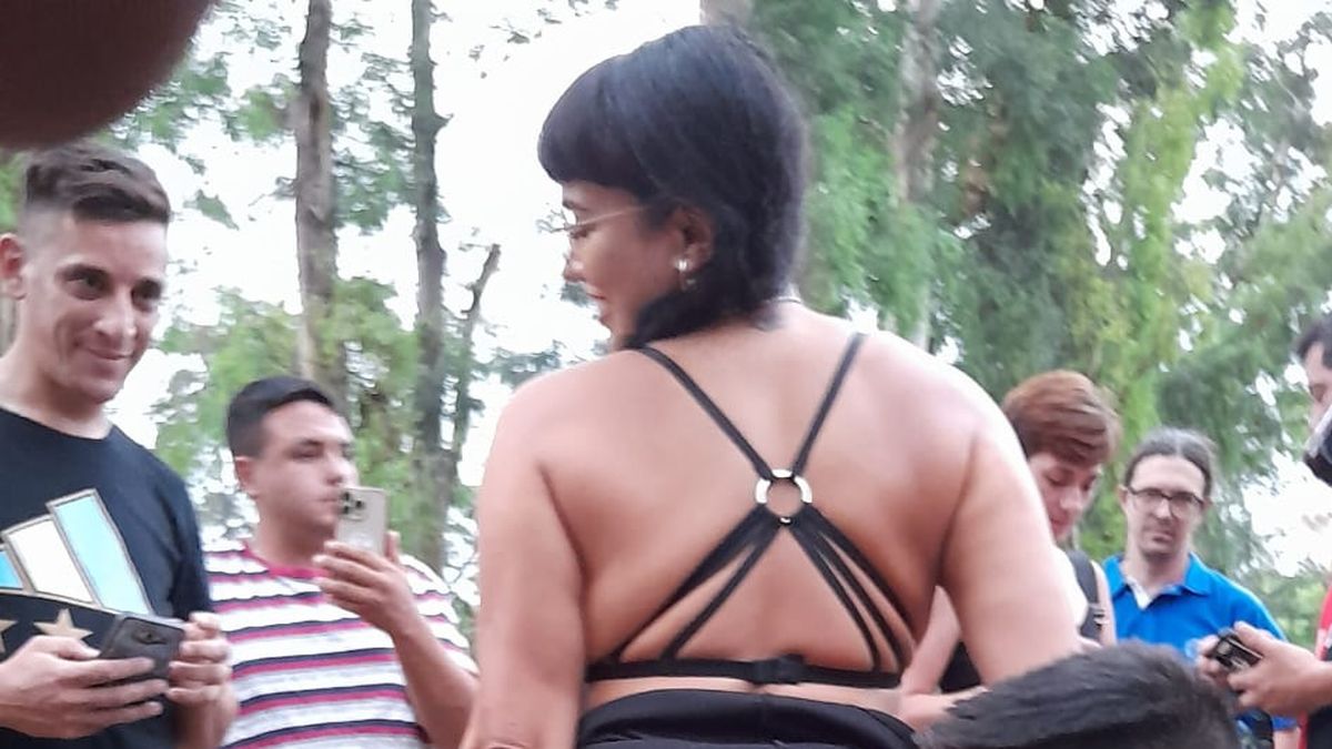 Influencer porno Jesy Fux sorteó tres relaciones sexuales en Rosario |  Infocielo