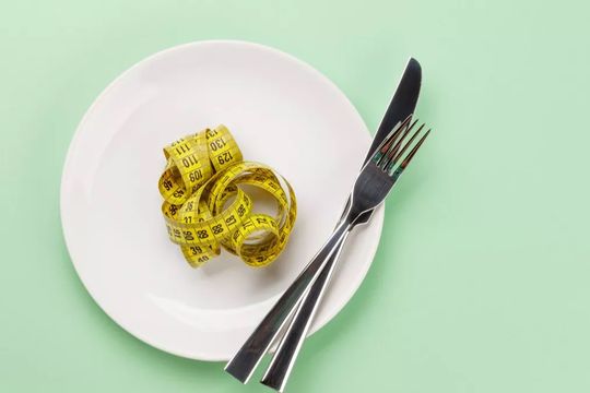 Una de cada tres mujeres jóvenes padece algún trastorno de la alimentación.