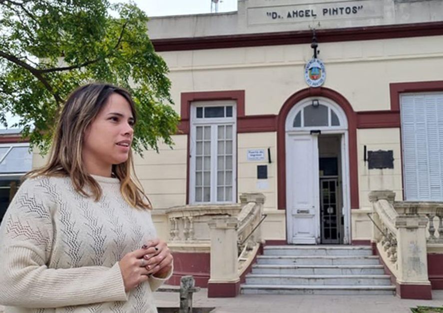 La concejal Jésica Córdoba  acusó a “la obra social que maneja Ferrarello”  de deber “más de 5 millones al Hospital de Azul”.