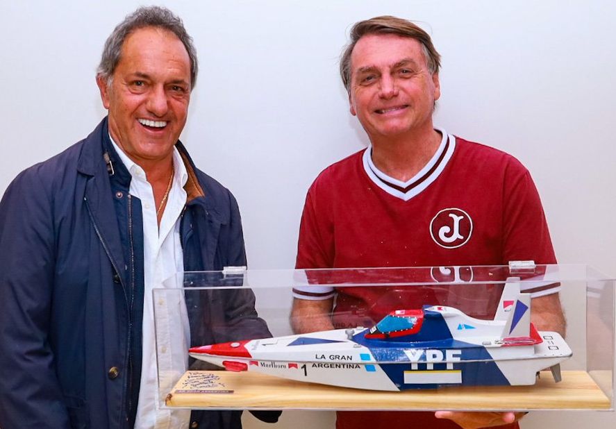 Scioli junto a Bolsonaro antes de su regreso a Argentina