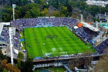 La remodelación del estadio del Bosque convoca a los hinchas de Gimnasia.