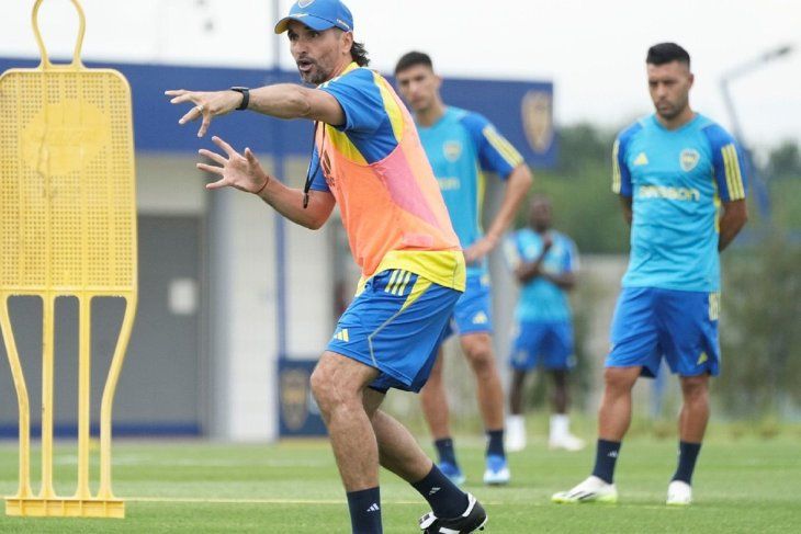 Diego Martínez definió el once de Boca para enfrentar a Estudiantes