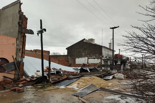 El temporal causó destrozos en Saladillo (Imagen: La nueva radio Suárez)