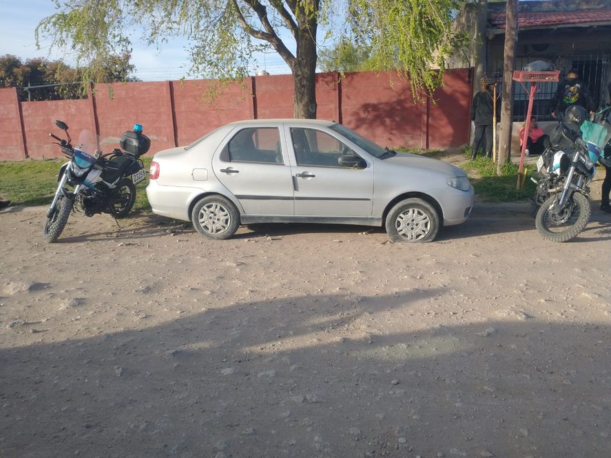 El fiat Sienna gris, la pista clave que permiti&oacute; que avance la investigaci&oacute;n del atentado en Bah&iacute;a Blanca.