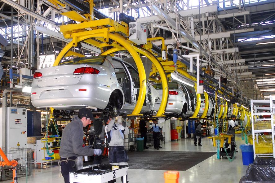  La venta de autos Brasil dispara un récord de exportaciones de la Provincia 