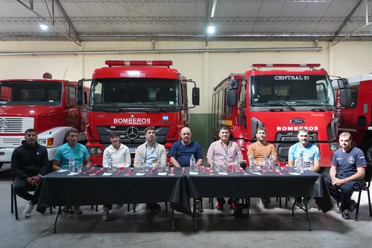 Los bomberos voluntarios de Mercedes anunciaron una inédita maratón solidaria.