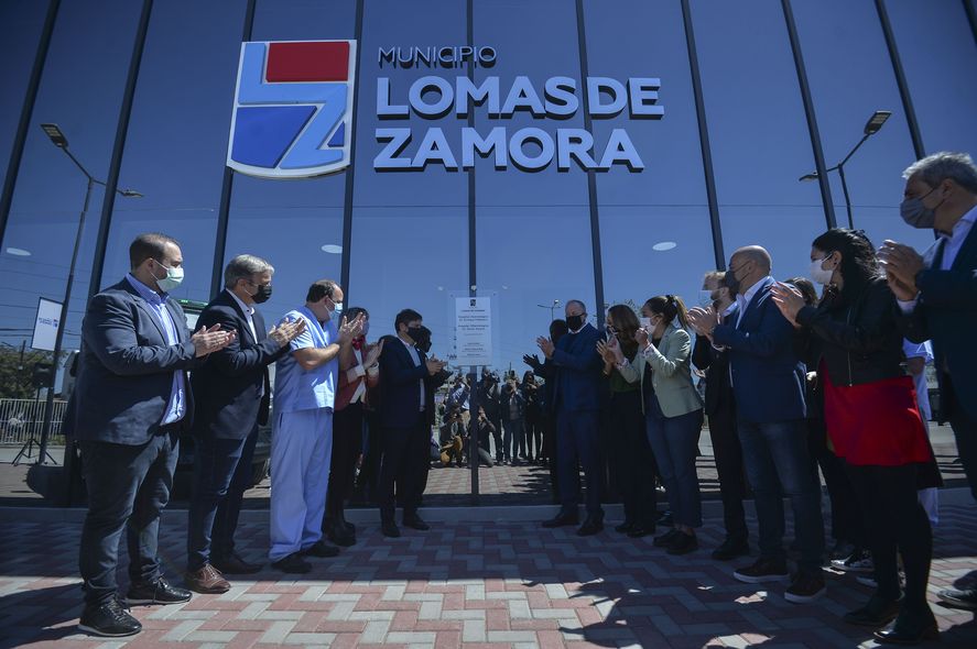 Los nuevos hospitales beneficiar&aacute;n a m&aacute;s de un mill&oacute;n de vecinos y vecinas de Lomas de Zamora.