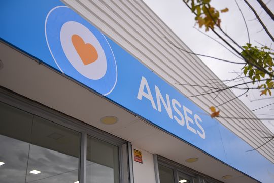 Refuerzo Alimentario de Anses: ¿dónde inscribirse al bono de 45 mil pesos?