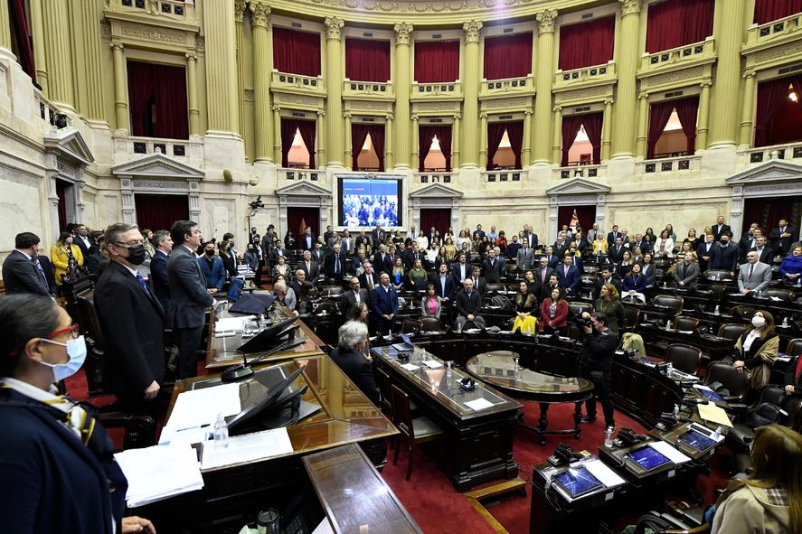 Con 129 diputados presentes, la oposición logró el quórum y debate el  sistema de Boleta Única de Papel.