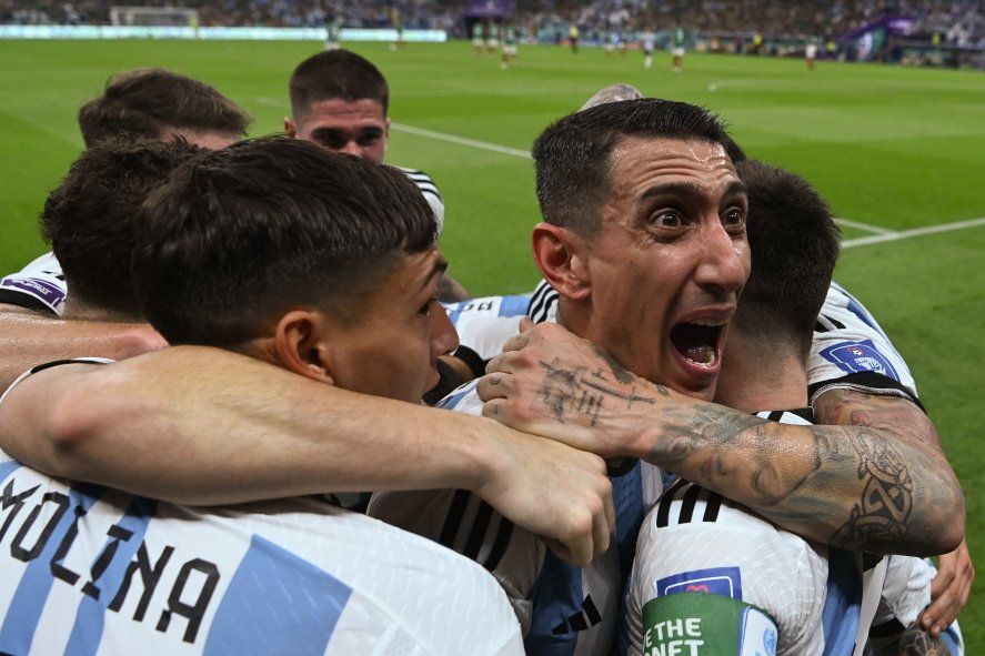 El festejo de Argentina al ganarle a México y lograr su primera victoria en el Mundial Qatar 2022