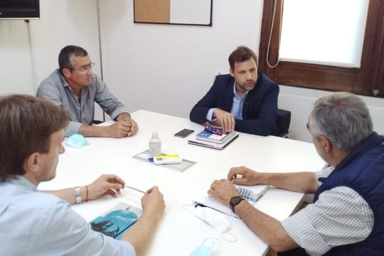 Intendentes de la UCR se reunieron con Juan Pablo de Jesús ( Prensa Municipio de Trenque Launquen)