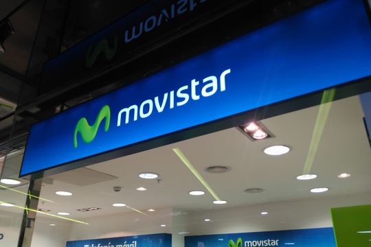 Movistar notificó un aumento en los servicios móviles y de TV. 