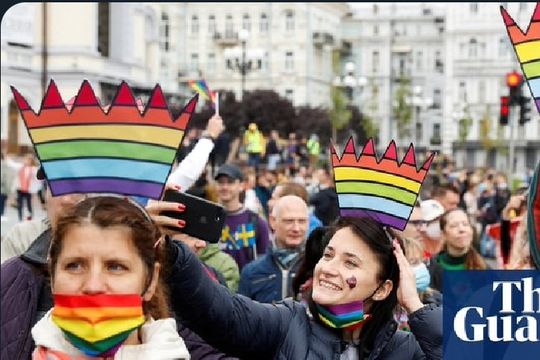 soldados gay de ucrania serian responsables por matrimonio igualitario