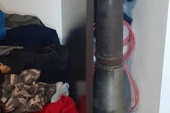 El proyectil de 75 mm de uso militar secuestrado en La Plata