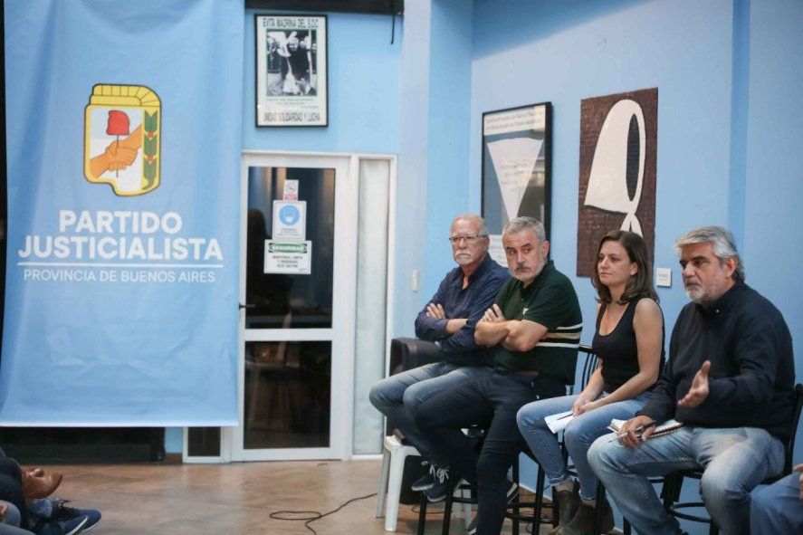 La rama sindical del PJ Bonaerense convoca a un plenario con Máximo Kirchner a la cabeza.