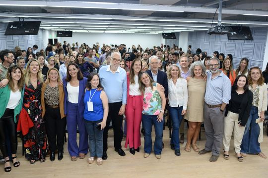 alak e ianez promueven la articulacion interdisciplinaria para afrontar desafios sociales