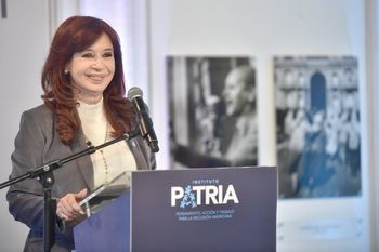 Cristina Kirchner cargó contra Milei y Caputo.