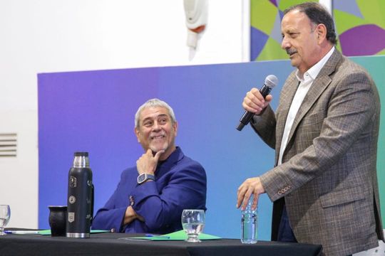 ricardo quintela oficializo su candidatura al pj nacional y pone mas escollos a cristina kirchner