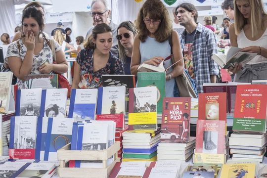 llega la fiesta del libro de san isidro: charlas con escritores, talleres, gastronomia y mas