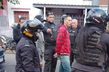 ¿insolito? en bernal, un policia bonaerense asalto censistas