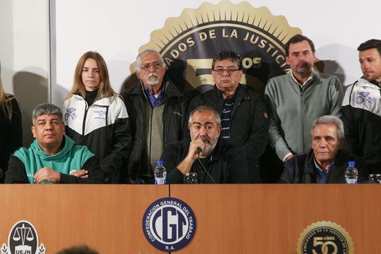 La CGT suspendió su reunión y dejó sin efecto el paro (Foto NA: MARIANO SÁNCHEZ)