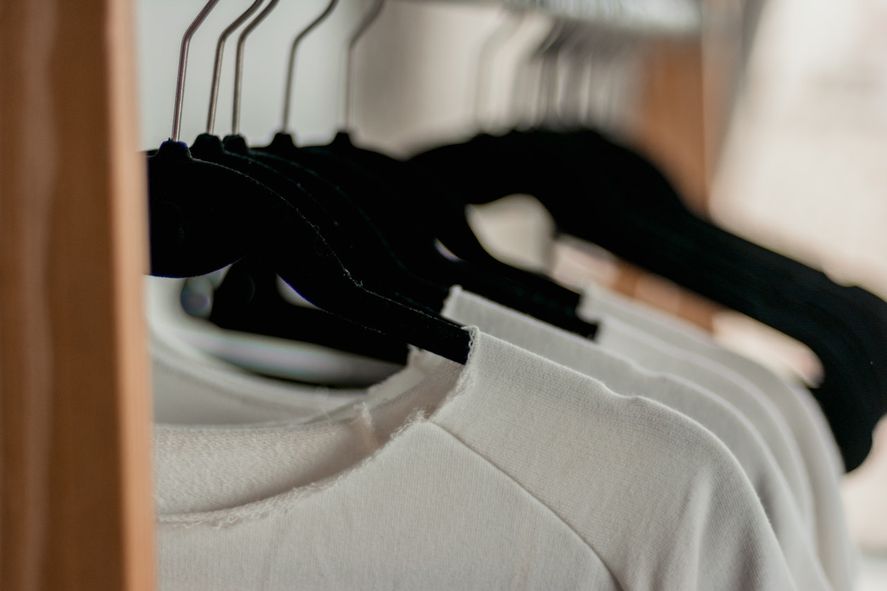 Más de 70 marcas de indumentaria venderán prendas rebajadas