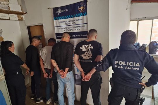 magdalena: entradera, fuga, choque y cuatro detenidos