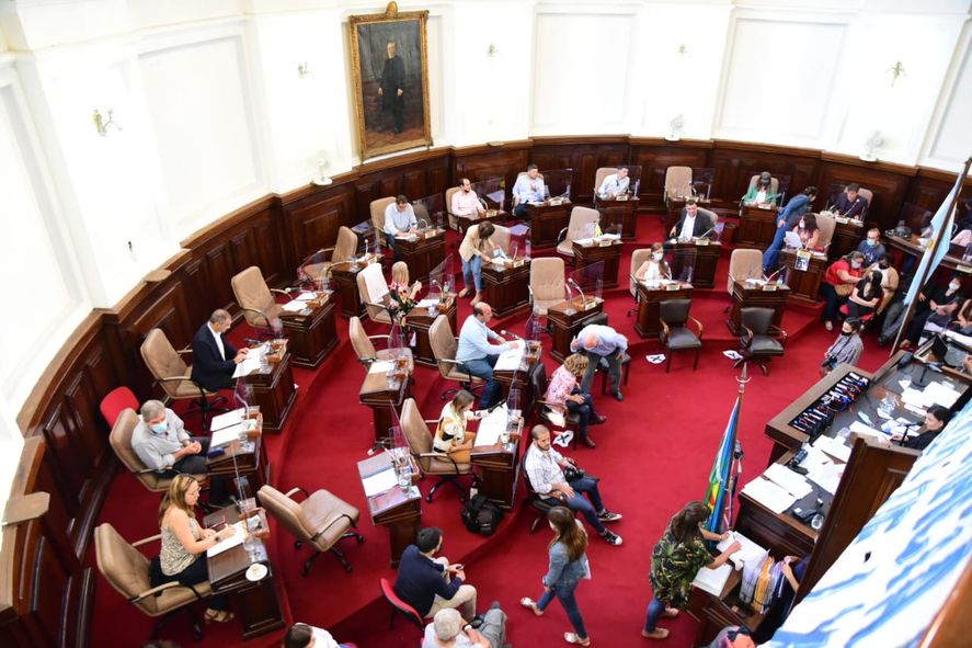  El Concejo Dleiberante de La Plata convocó a una sesión para el 31 de diciembre a las 17 horas
