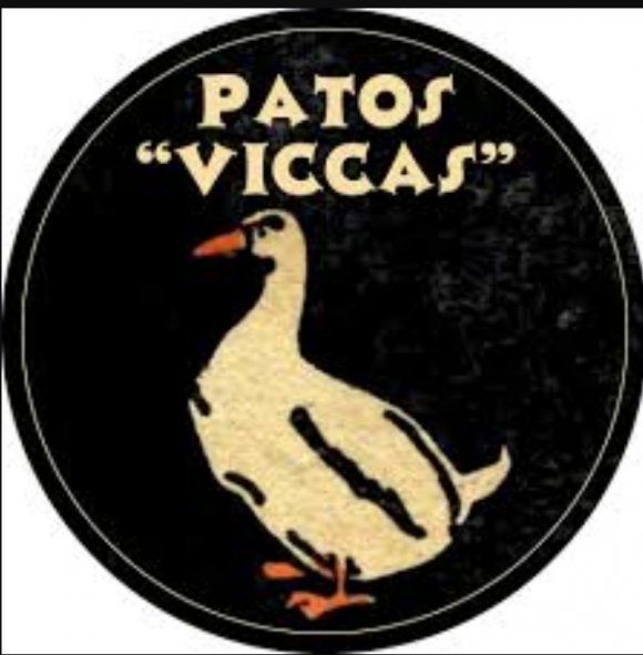 El logo de la empresa que vendía loa Pato Viccas que le dieron origen a la palabra patovicas 