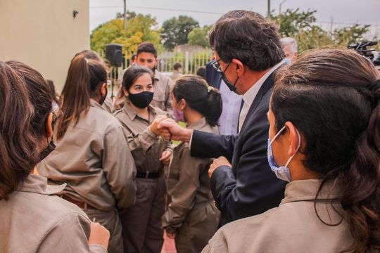 Inaugurar una escuela es un acto de Justicia” sostuvo Alberto Sileoni en Tapalqué 