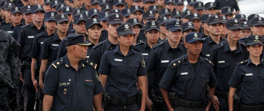 Tras el anuncio de Kicillof se conocieron los nuevos sueldos de la Policía Bonaerense 