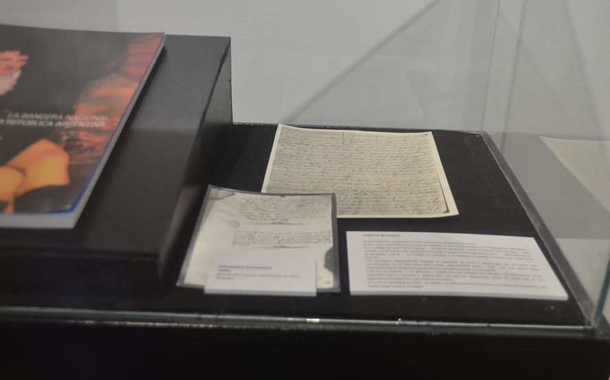 El Museo Dámaso Arce de Olavarría heredó también cartas y postales de Belgrano donadas por descendientes que  forman parte del recorrido.