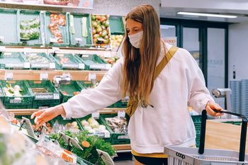 arranco el descuento del 35 % en supermercados con cuenta dni: ¿donde comprar?