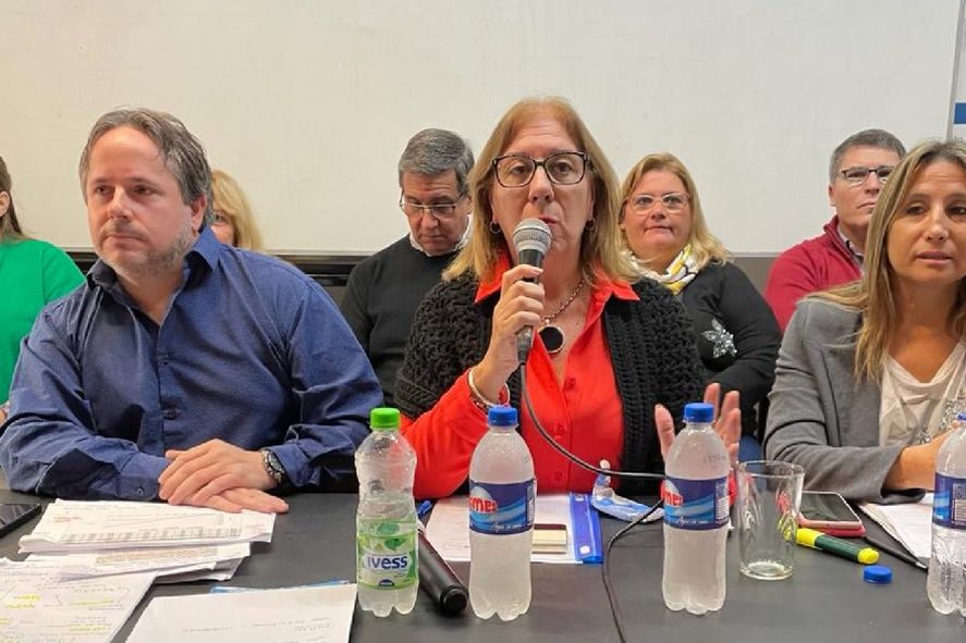 Liliana Olivera, titular de la FEB. Pidió volver a discutir paritarias.
