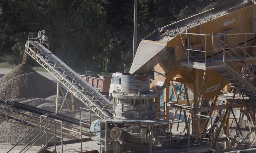 La industria minera bonaerense sufre una profunda ca&iacute;da de su actividad en 2024.