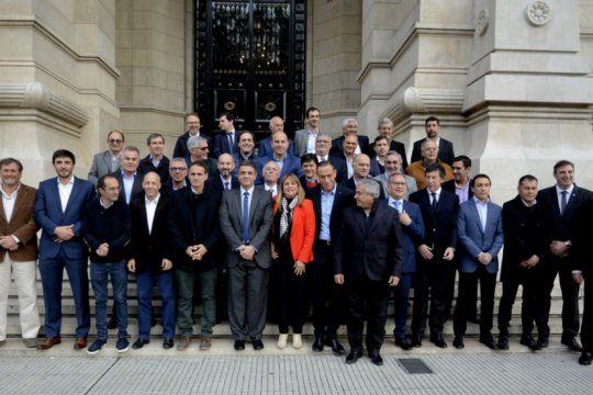 municipios bonaerenses defendieron el derecho a fijar tasas ante la corte suprema
