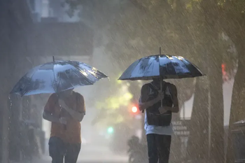 El SMN anunció tormentas fuertes y lluvias intensas: conocé qué zonas de la Provincia se verán afectadas