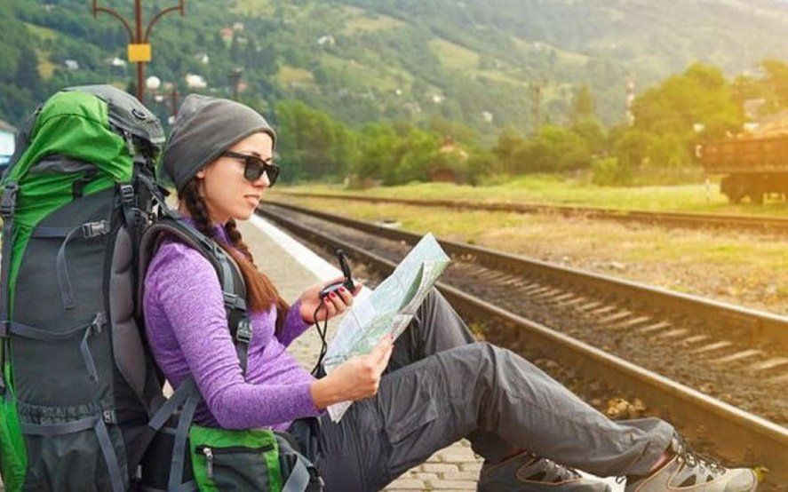 ¿Vacaciones al aire libre?: Todo lo que no te puede faltar si vas de camping, mochila o en casa rodante