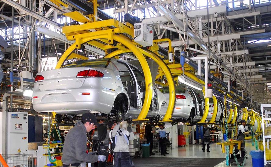 Una buena para el gobierno: creció la producción nacional de vehículos.
