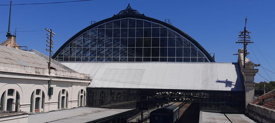 La renovada estación de trenes de la ciudad de La Plata